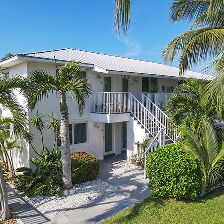 Sunshine Shores Boutique Apartments Palm Beach Shores Zewnętrze zdjęcie
