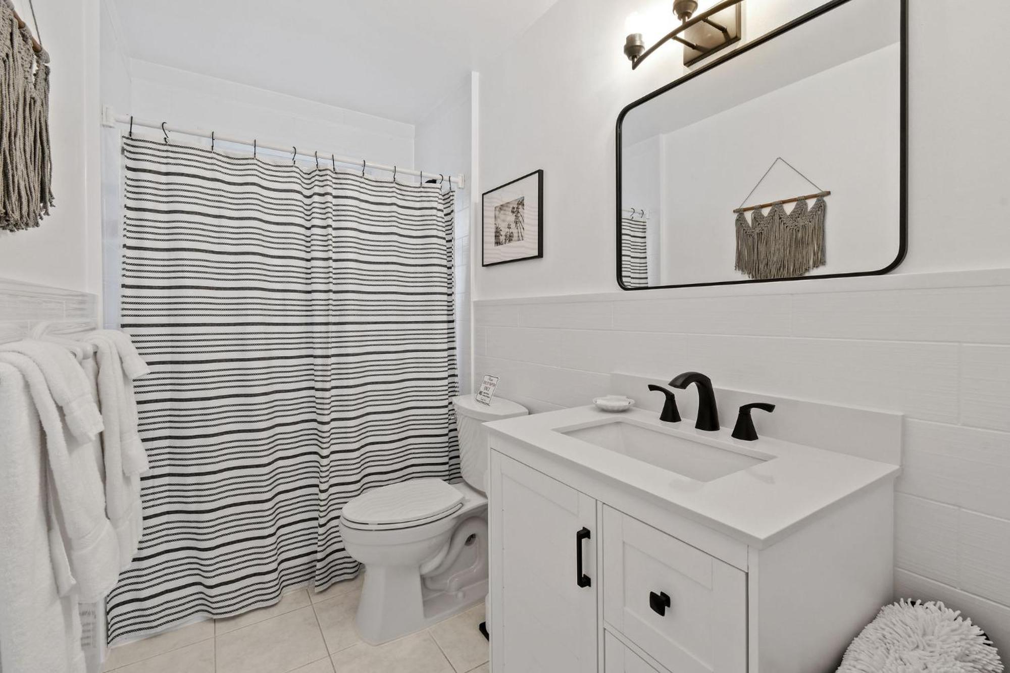 Sunshine Shores Boutique Apartments Palm Beach Shores Zewnętrze zdjęcie