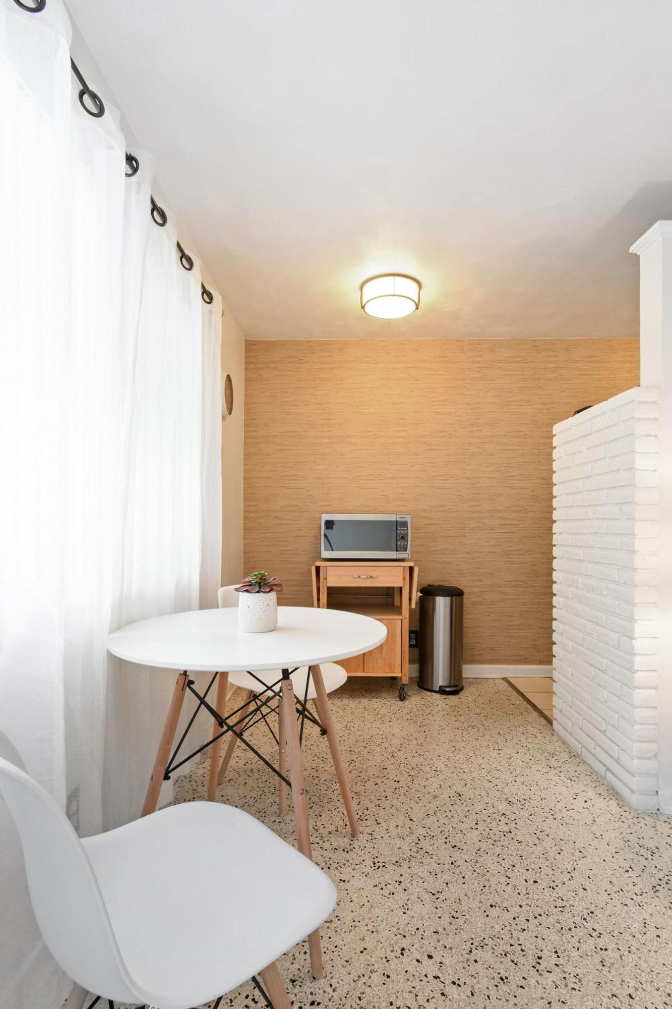 Sunshine Shores Boutique Apartments Palm Beach Shores Zewnętrze zdjęcie