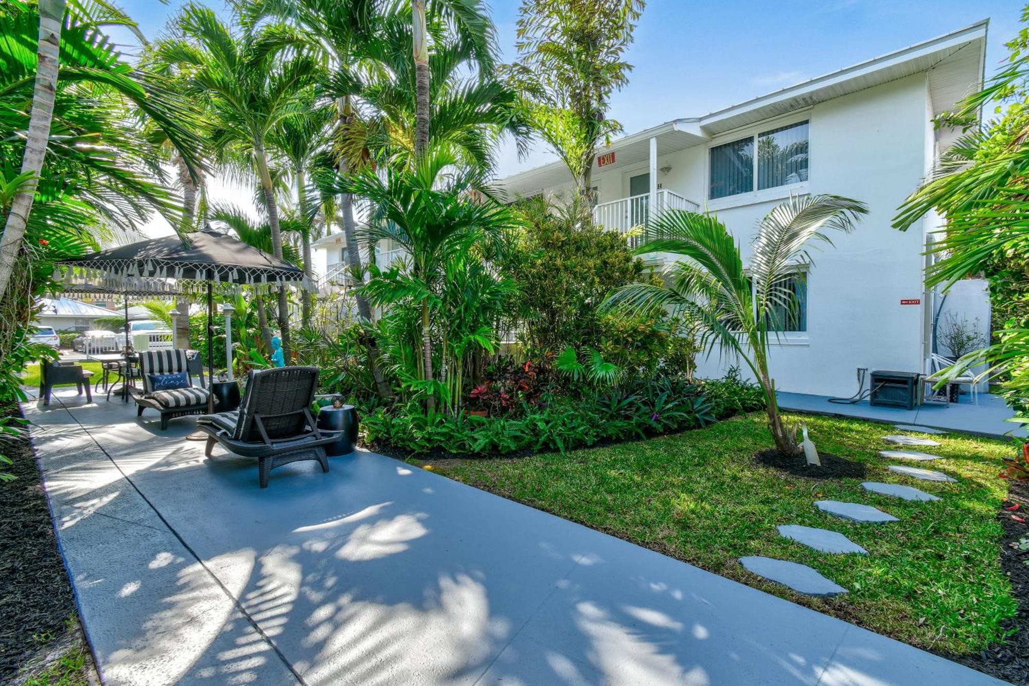 Sunshine Shores Boutique Apartments Palm Beach Shores Zewnętrze zdjęcie